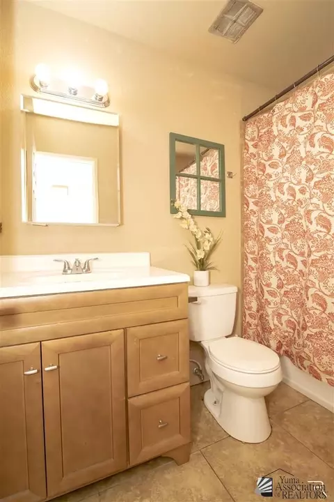 1604 E 27 Pl, Yuma, AZ 85365 photo 7
