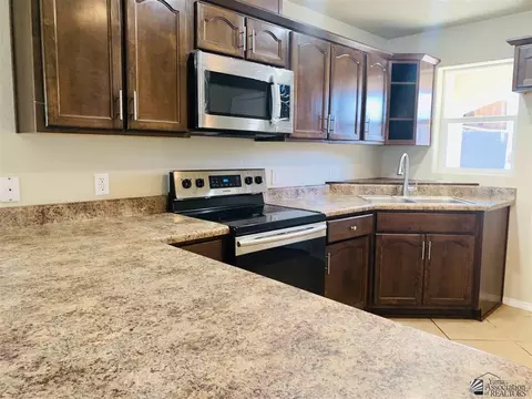 1981 E San Pedro St, San Luis, AZ 85336 photo 3