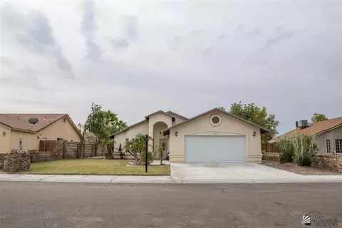 10193 E 37 St, Yuma, AZ 85365 photo 1