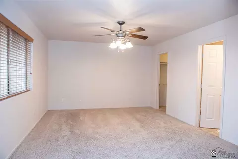 10193 E 37 St, Yuma, AZ 85365 photo 8