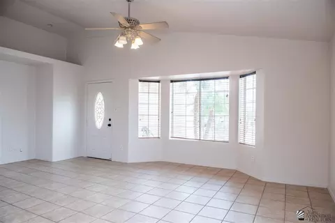 10193 E 37 St, Yuma, AZ 85365 photo 3