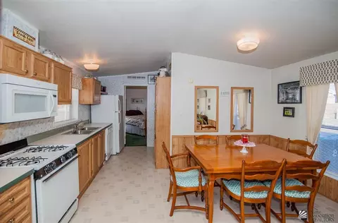 10210 S Fall Ave, Yuma, AZ 85365 photo 3