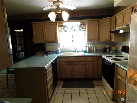 213 E 30 St, Yuma, AZ 85364 photo 4