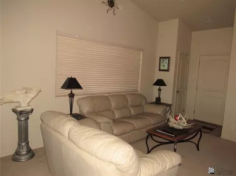 13744 E 44 Dr, Yuma, AZ 85367 photo 3
