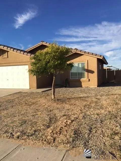 7152 E 37 St, Yuma, AZ 85365 photo 2