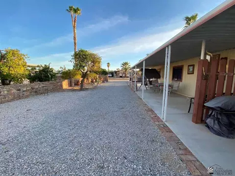 13530 E 44 St, Yuma, AZ 85367 photo 2