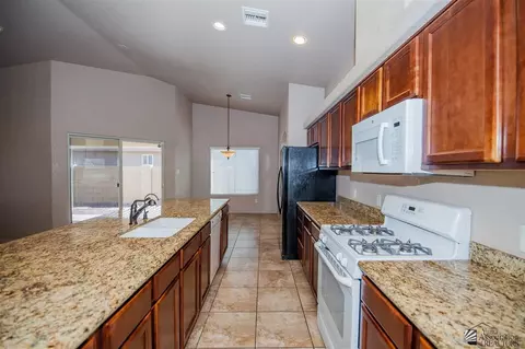 11596 E 25 Pl, Yuma, AZ 85367 photo 6