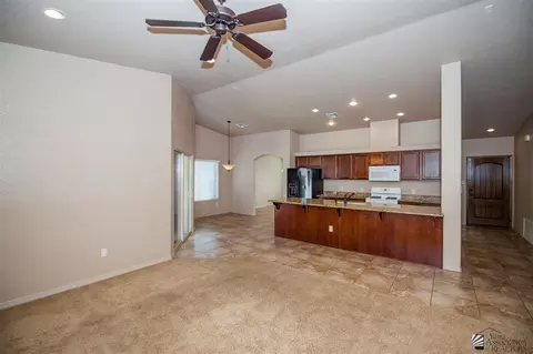 11596 E 25 Pl, Yuma, AZ 85367 photo 2