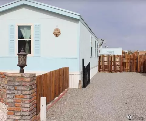 13630 E 55 Dr, Yuma, AZ 85367 photo 2