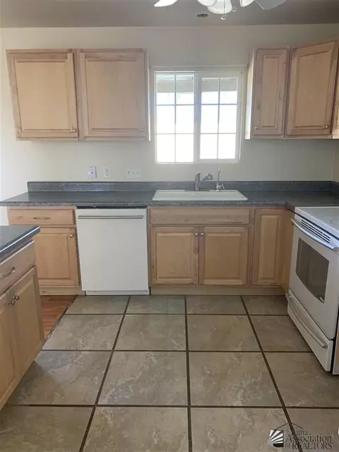 1602 E 27 St, Yuma, AZ 85365 photo 3