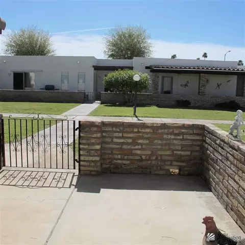 1431 E Cypress Pt, Yuma, AZ 85365 photo 2