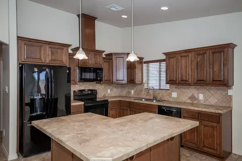 8697 E 35 St, Yuma, AZ 85365 photo 5