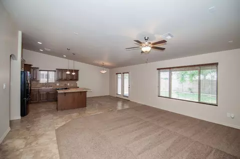 8697 E 35 St, Yuma, AZ 85365 photo 3