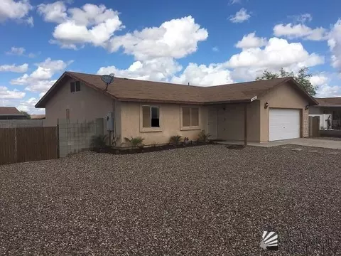 8714 E 39 St, Yuma, AZ 85365 photo 2