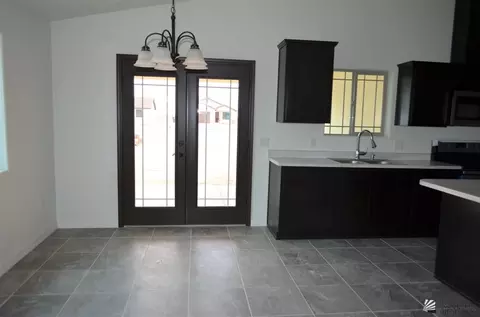 429 Edna Lopez, San Luis, AZ 85349 photo 6