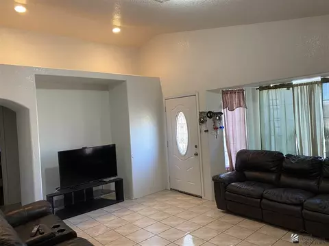 9571 E 37 Pl, Yuma, AZ 85365 photo 4