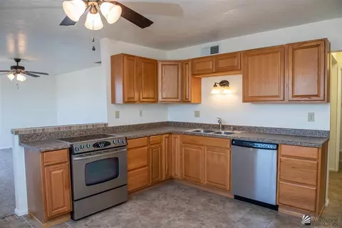 2003 E 26 St, Yuma, AZ 85365 photo 4