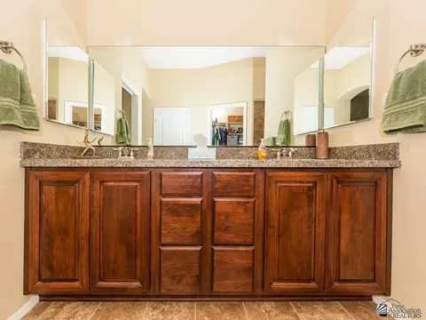 7947 E 37 Pl, Yuma, AZ 85365 photo 8