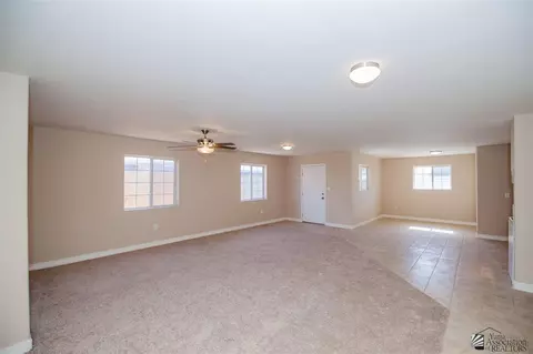 123 E 25 St, Yuma, AZ 85364 photo 3