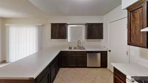 8679 E 39 Pl, Yuma, AZ 85365 photo 5