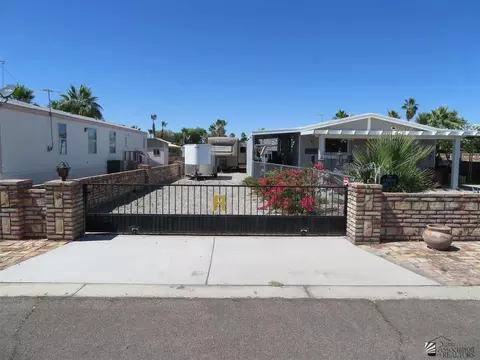 13704 E 47 Dr, Yuma, AZ 85367 photo 2