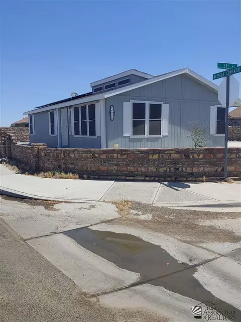 10288 E 37 Pl, Yuma, AZ 85365 photo 2