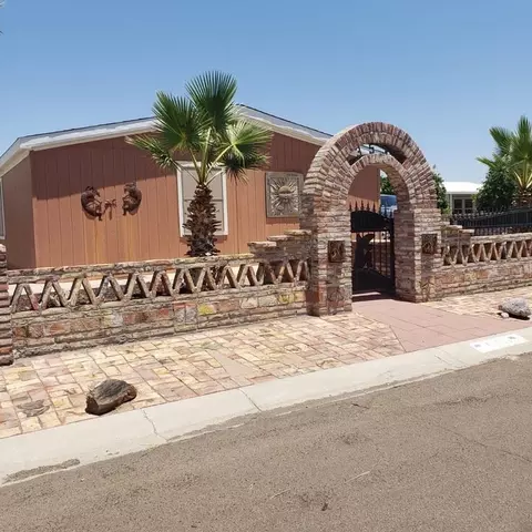 13534 E 55 Dr, Yuma, AZ 85367 photo 2