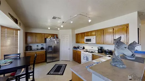 8802 E 24 Ln, Yuma, AZ 85365 photo 5