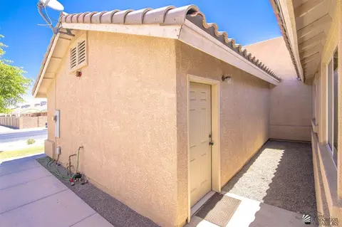 9057 E 31 Ln, Yuma, AZ 85365 photo 4