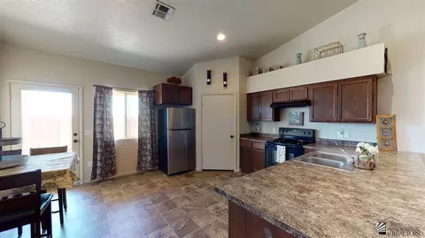 9057 E 31 Ln, Yuma, AZ 85365 photo 8