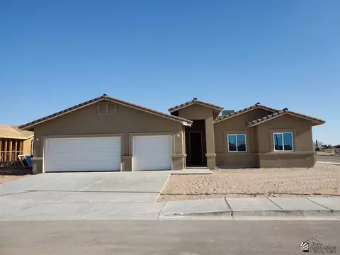 7835 E 43 St, Yuma, AZ 85365 photo 1