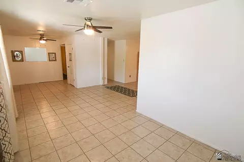 1592 E Windy Ln, Yuma, AZ 85365 photo 4