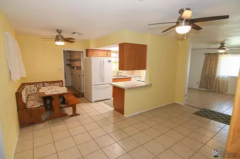1592 E Windy Ln, Yuma, AZ 85365 photo 6