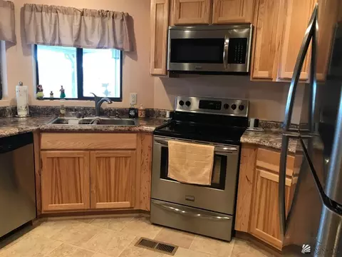 947 Riverview Pl, Yuma, AZ 85365 photo 9