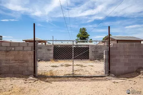 919 E La Mesa St, Yuma, AZ 85365 photo 17