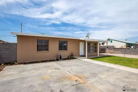 919 E La Mesa St, Yuma, AZ 85365 photo 2