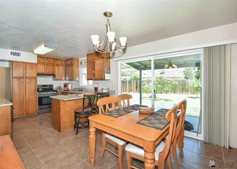 305 E Mesquite, Yuma, AZ 85364 photo 6