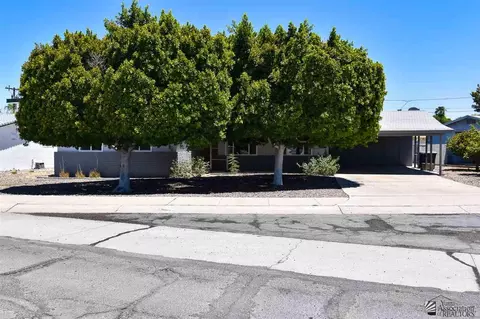 305 E Mesquite, Yuma, AZ 85364 photo 2
