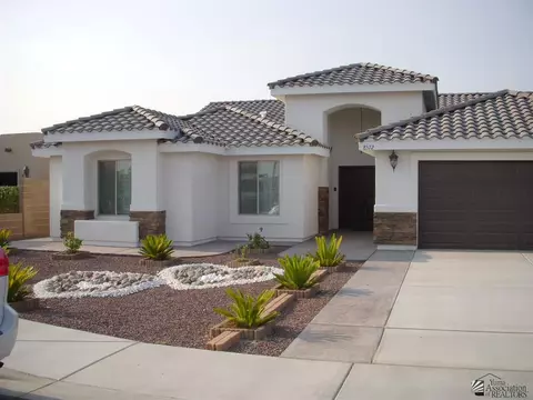 8572 E 35 St, Yuma, AZ 85365 photo 2