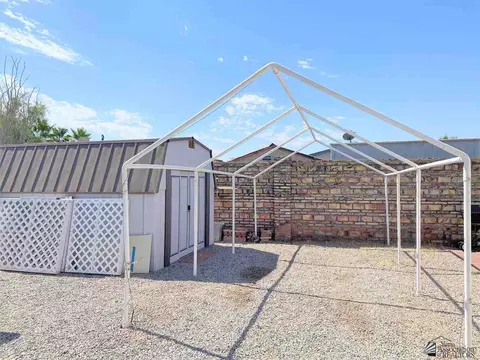 13549 E 53 Ln, Yuma, AZ 85367 photo 2