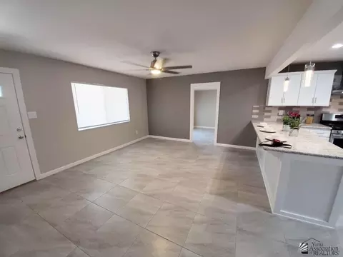 733 E 25 Pl, Yuma, AZ 85365 photo 4