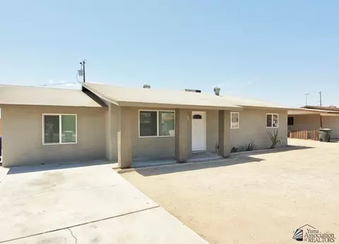 733 E 25 Pl, Yuma, AZ 85365 photo 1