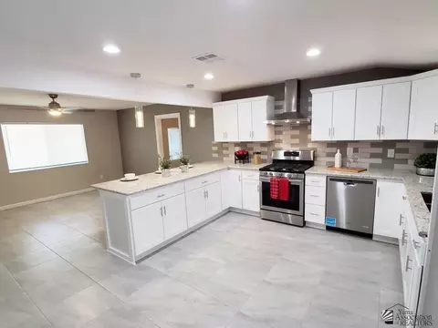 733 E 25 Pl, Yuma, AZ 85365 photo 3