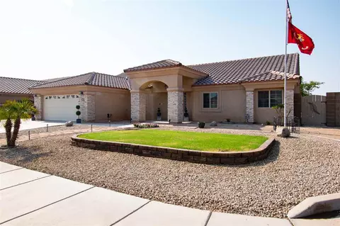 5827 E 39 St, Yuma, AZ 85365 photo 2