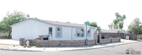 12713 E 44 St, Yuma, AZ 85367 photo 2