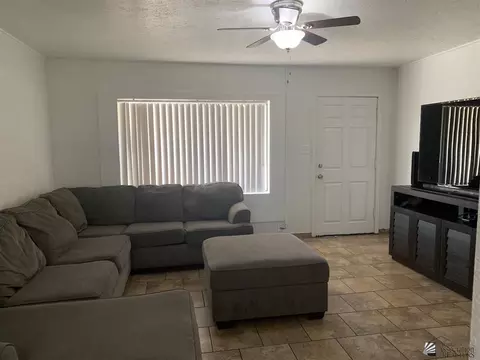 915 E 24 Pl, Yuma, AZ 85365 photo 2