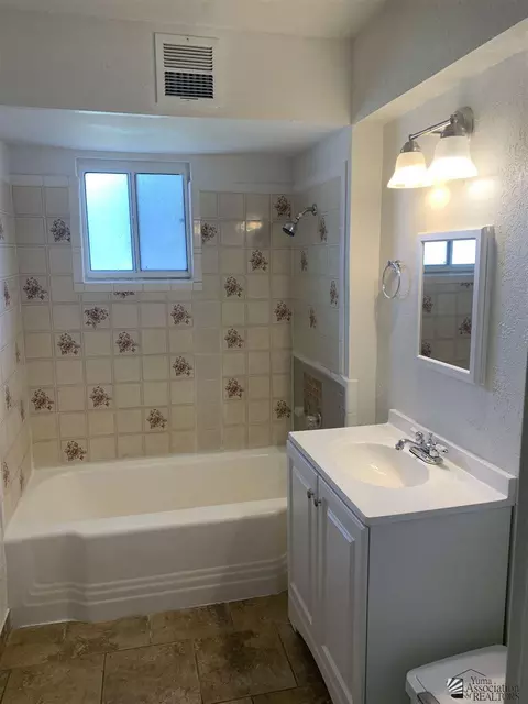915 E 24 Pl, Yuma, AZ 85365 photo 7