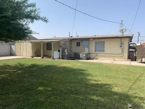 915 E 24 Pl, Yuma, AZ 85365 photo 9