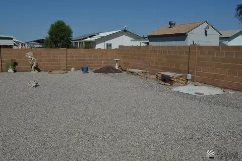 10482 S Fall Ave, Yuma, AZ 85365 photo 4