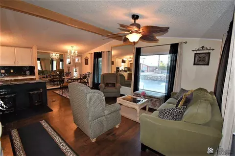 13573 E 46 St, Yuma, AZ 85367 photo 2